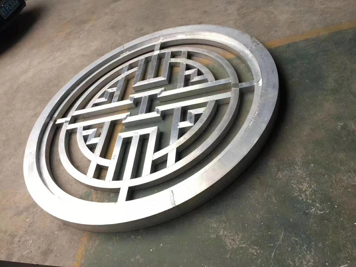 河北方管焊接鋁窗花